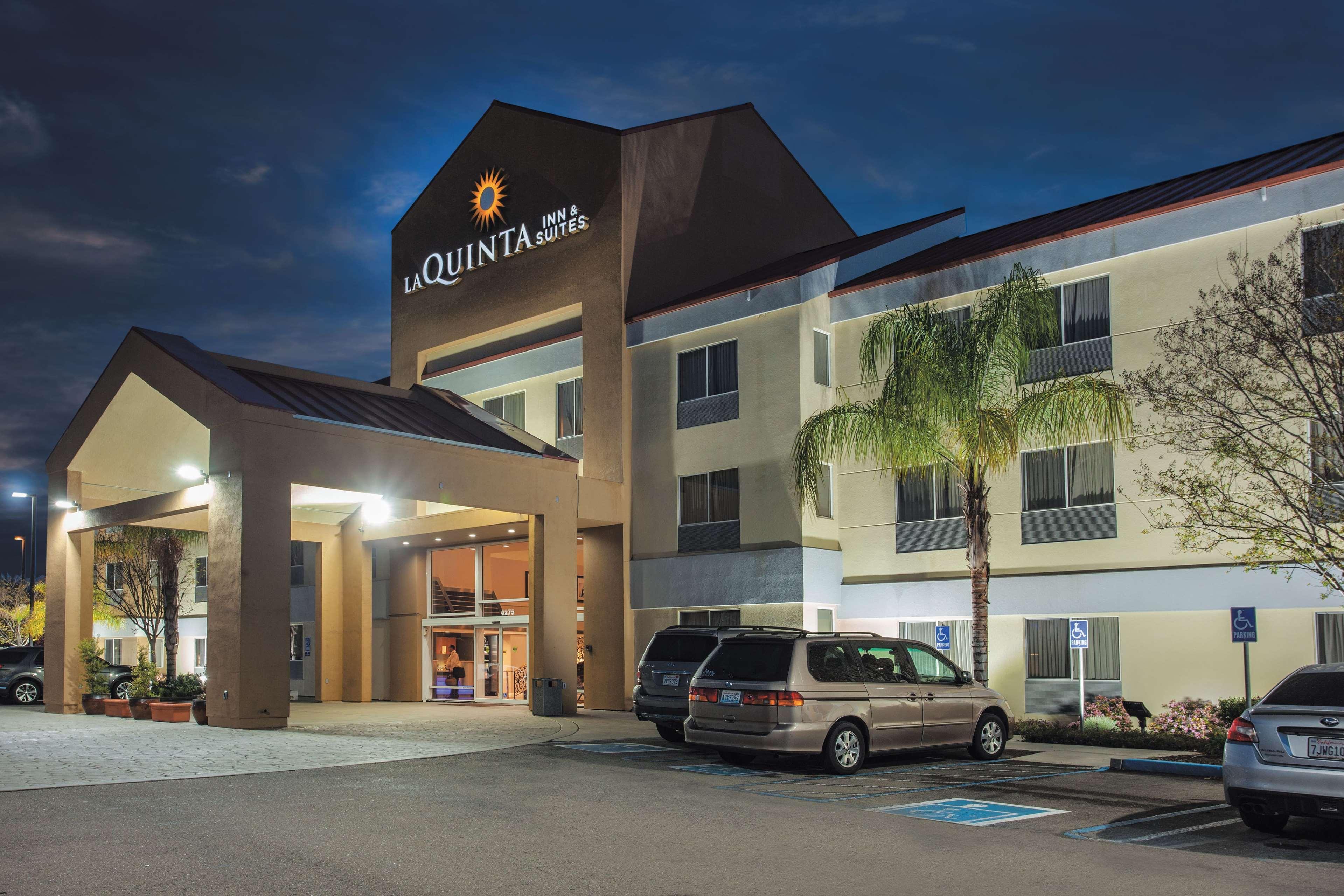 La Quinta By Wyndham Dublin - Pleasanton Hotel Exterior foto