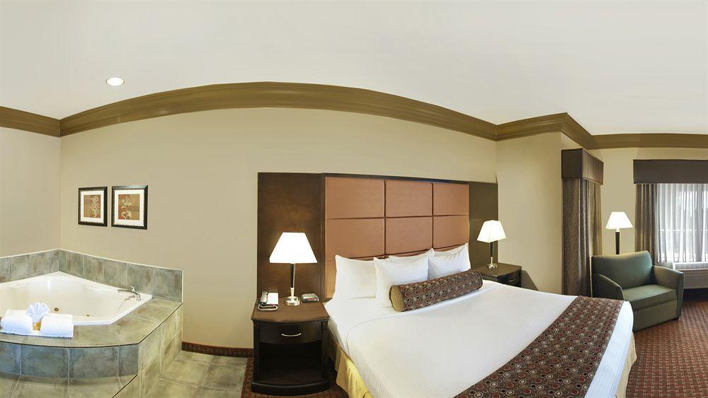 La Quinta By Wyndham Dublin - Pleasanton Hotel Exterior foto