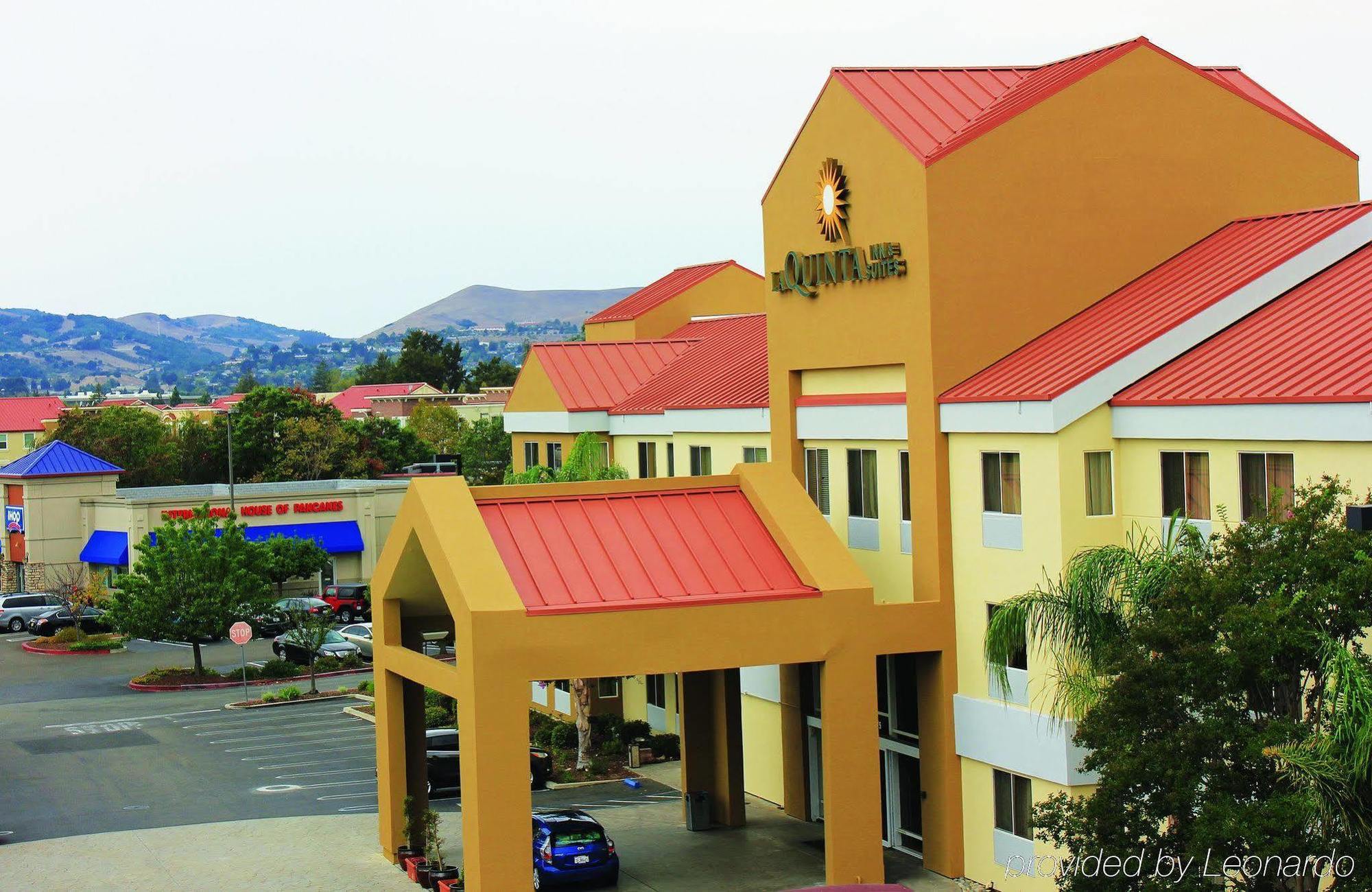 La Quinta By Wyndham Dublin - Pleasanton Hotel Exterior foto